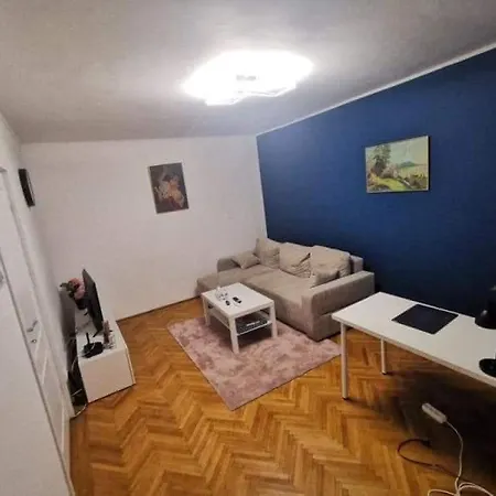 Apartament 2 Lägenhet *